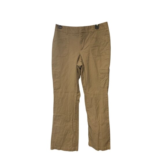 Dockers Womens Size 8 Khaki Beige Tan pants Favorite Fit Flared Leg Cargo - Picture 1 of 4